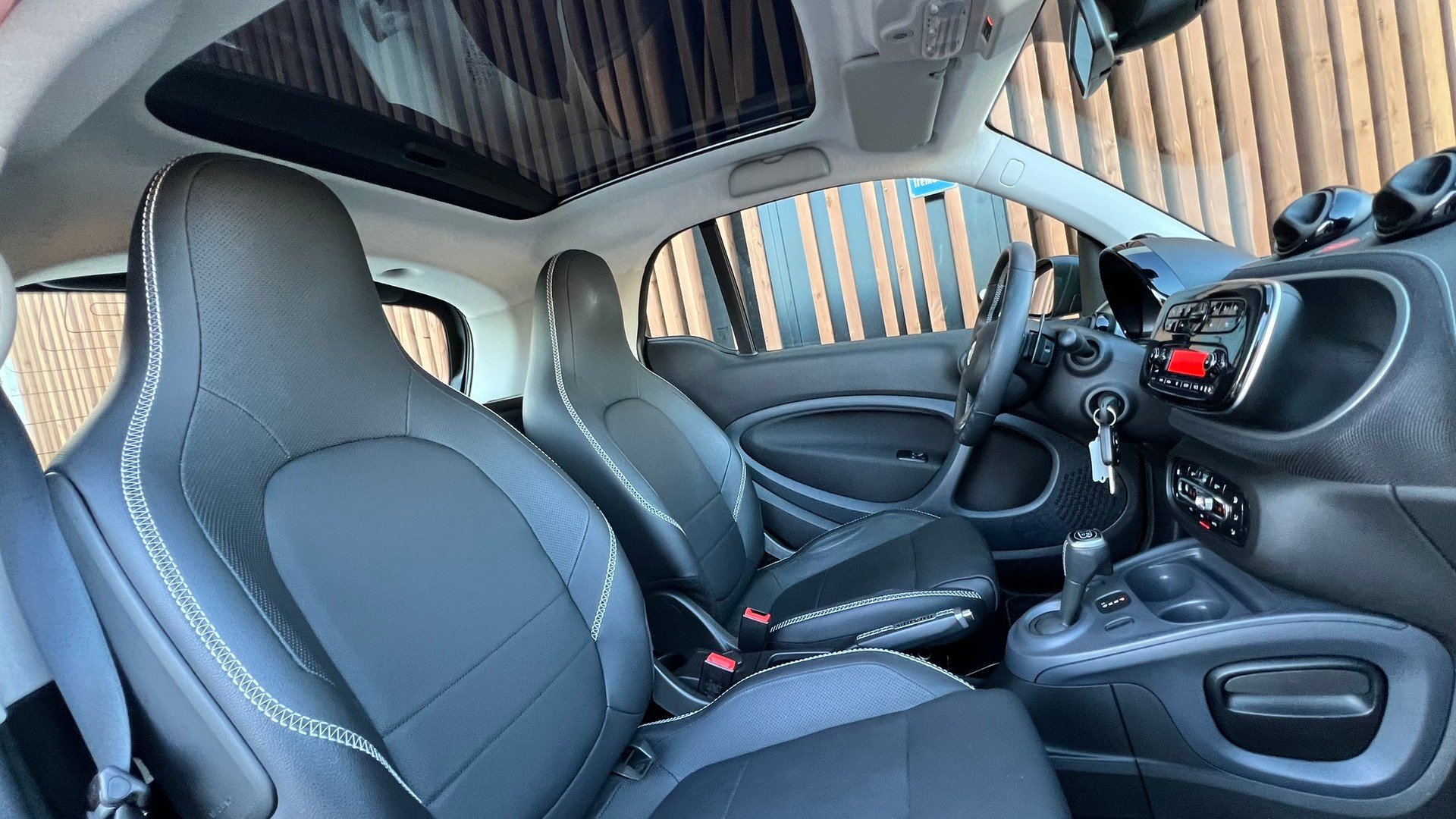 SMART FORTWO BRABUS XCLUSIVE TWINMATIC l 109 PS-image-25