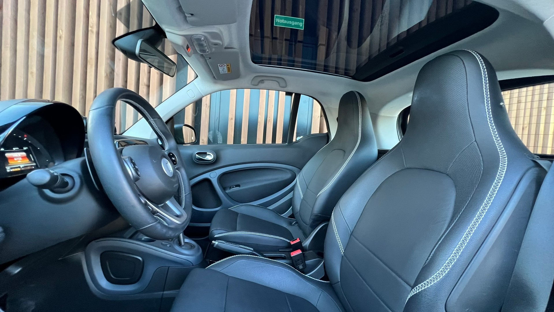 SMART FORTWO BRABUS XCLUSIVE TWINMATIC l 109 PS-image-24