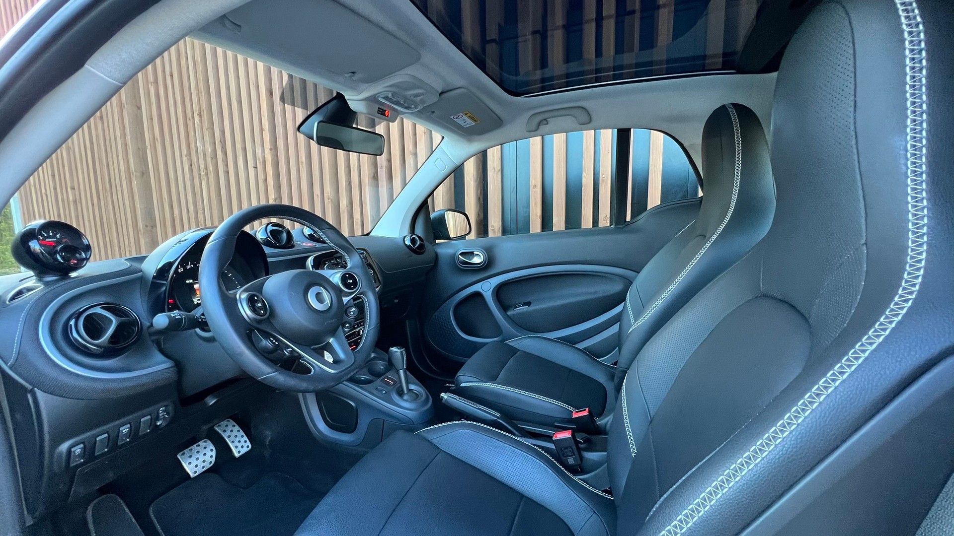 SMART FORTWO BRABUS XCLUSIVE TWINMATIC l 109 PS-image-22