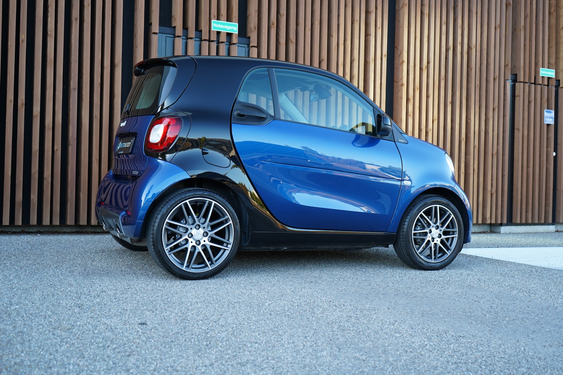 SMART FORTWO BRABUS XCLUSIVE TWINMATIC l 109 PS-image-9