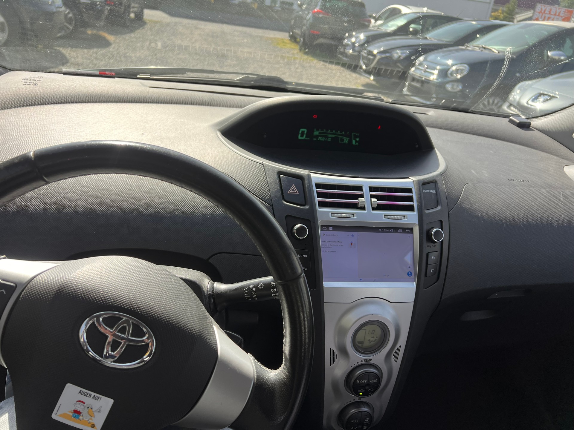 TOYOTA Yaris 1.3 Linea Sol-image-11