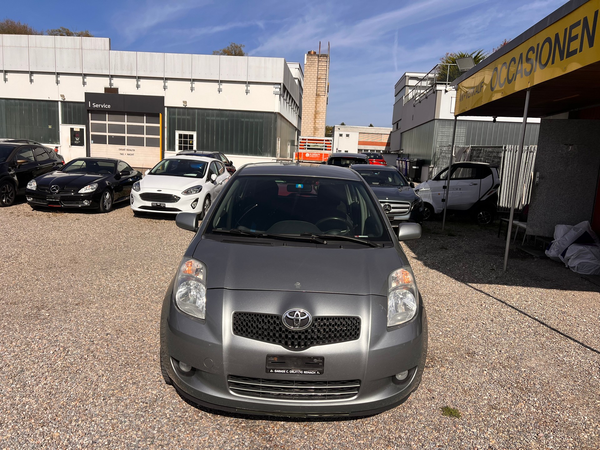 TOYOTA Yaris 1.3 Linea Sol-image-0