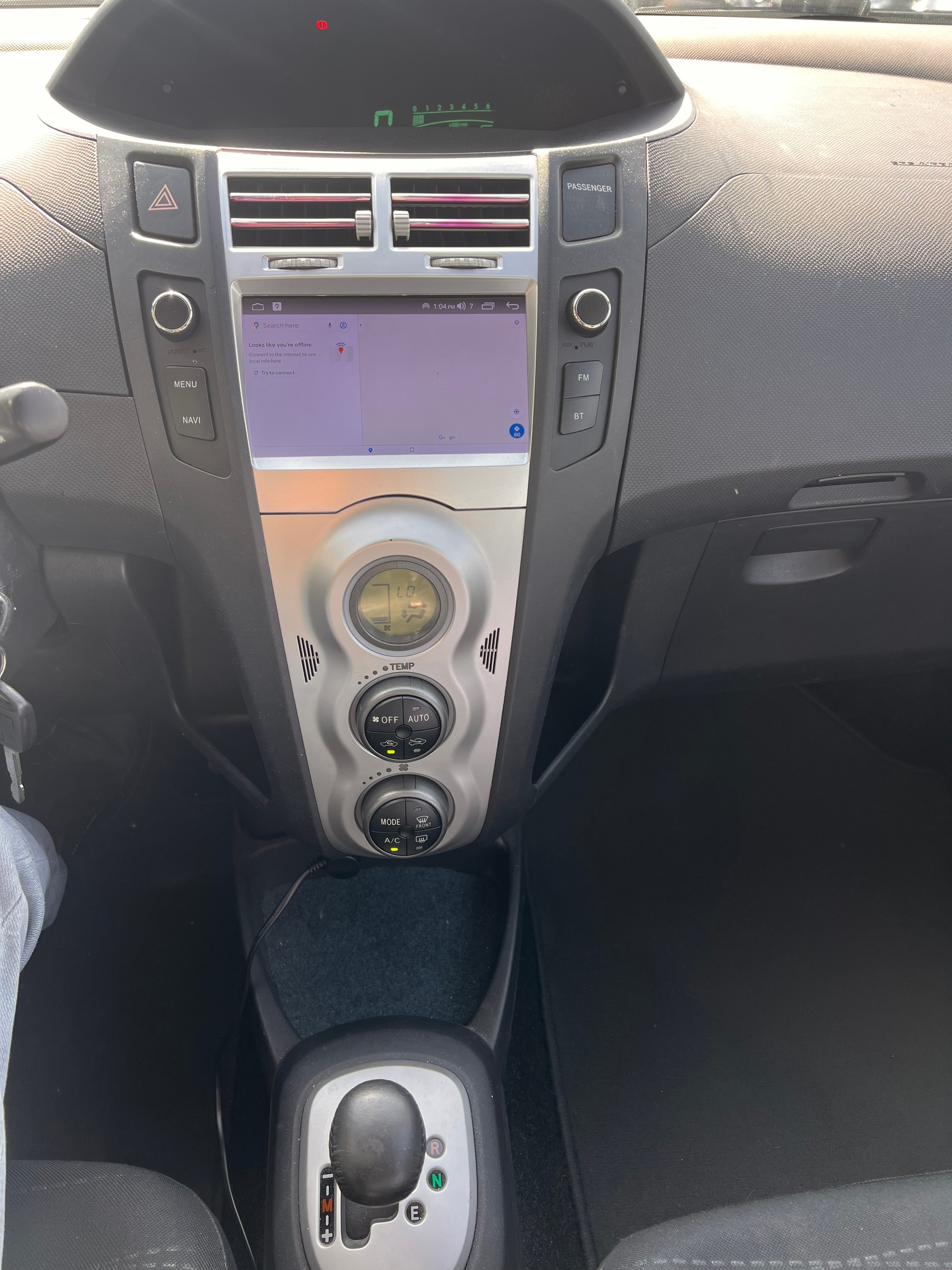 TOYOTA Yaris 1.3 Linea Sol-image-12