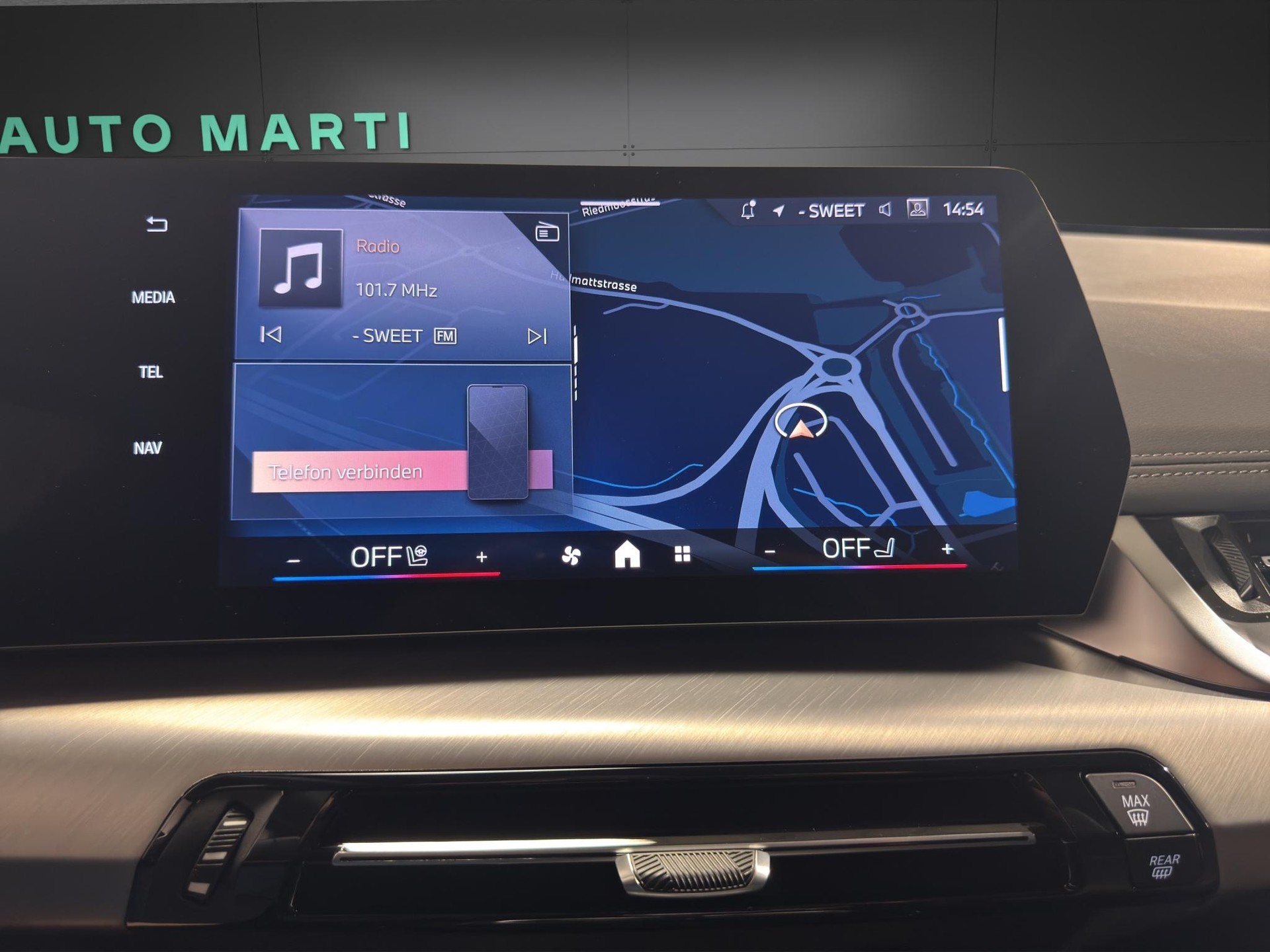 BMW iX1 U11 20 eDrive-image-11