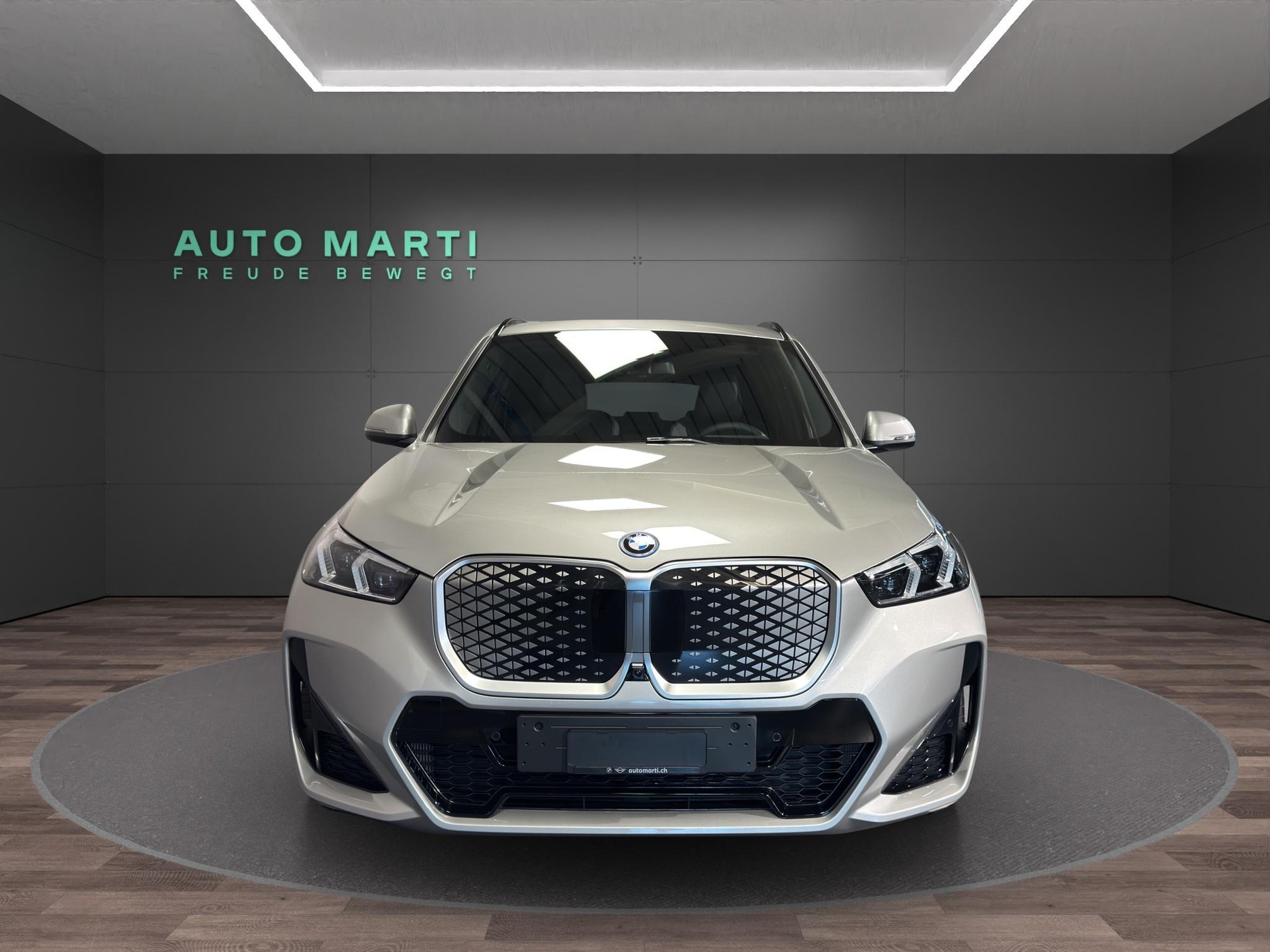 BMW iX1 U11 20 eDrive-image-4