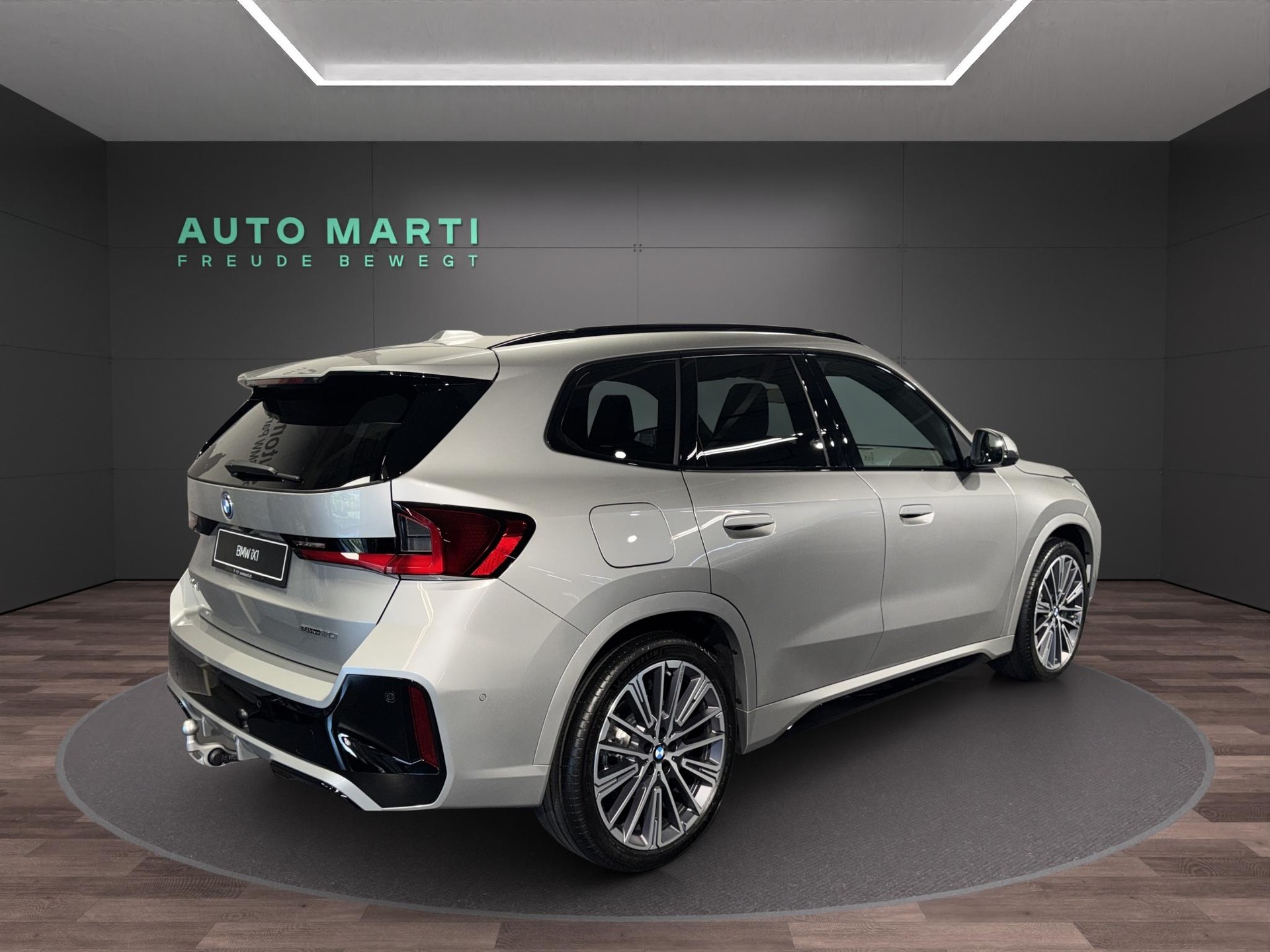 BMW iX1 U11 20 eDrive-image-3