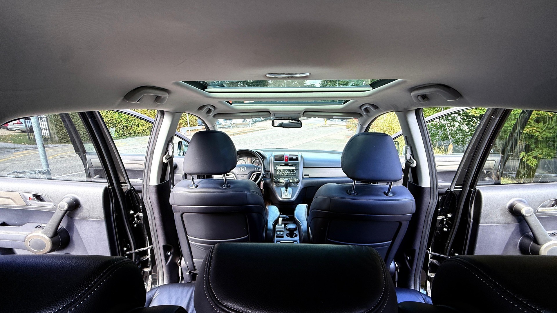 HONDA CR-V 2.2 i-DTEC 4WD Comfort Automatic-image-6