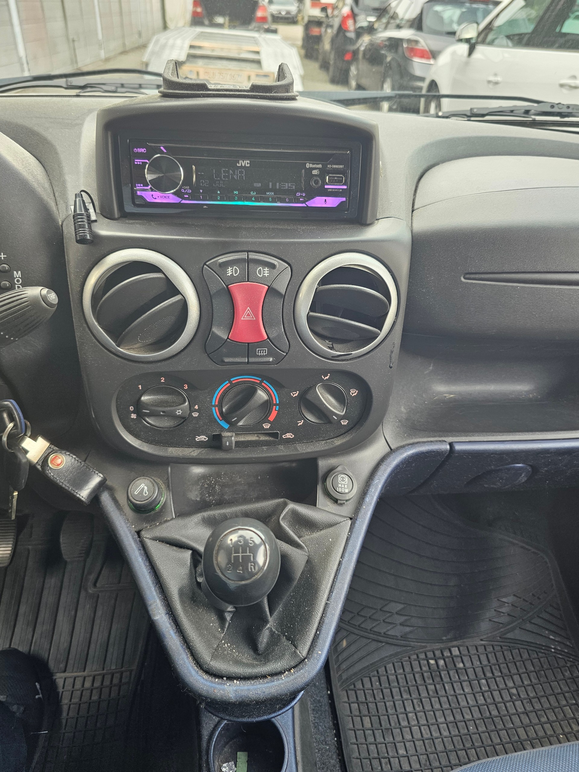 FIAT Doblò 1.9 JTD Dynamic-image-8