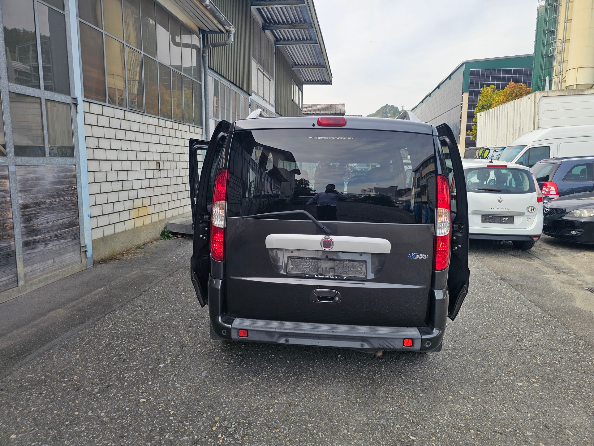 FIAT Doblò 1.9 JTD Dynamic-image-3
