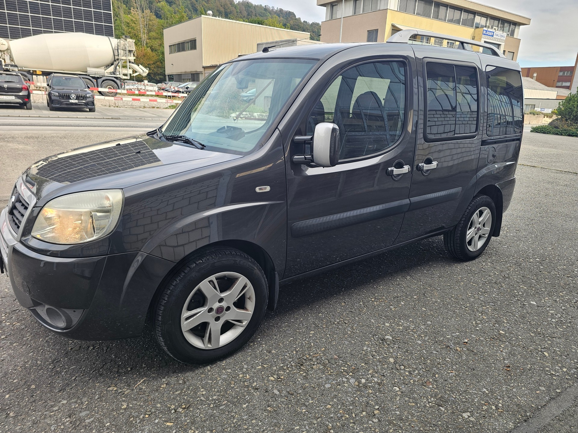 FIAT Doblò 1.9 JTD Dynamic-image-1