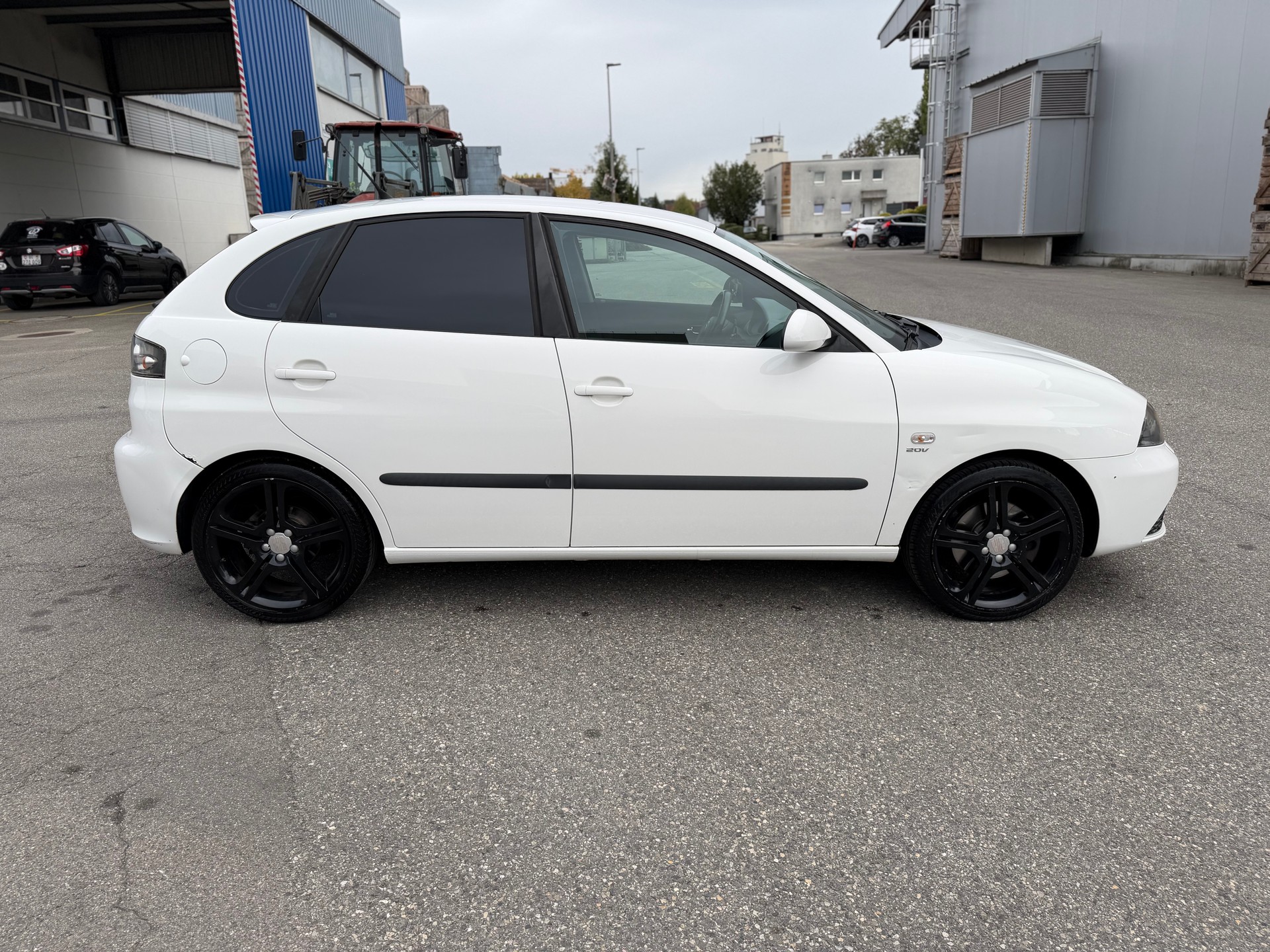 SEAT Ibiza 1.8 20V Turbo FR-image-4
