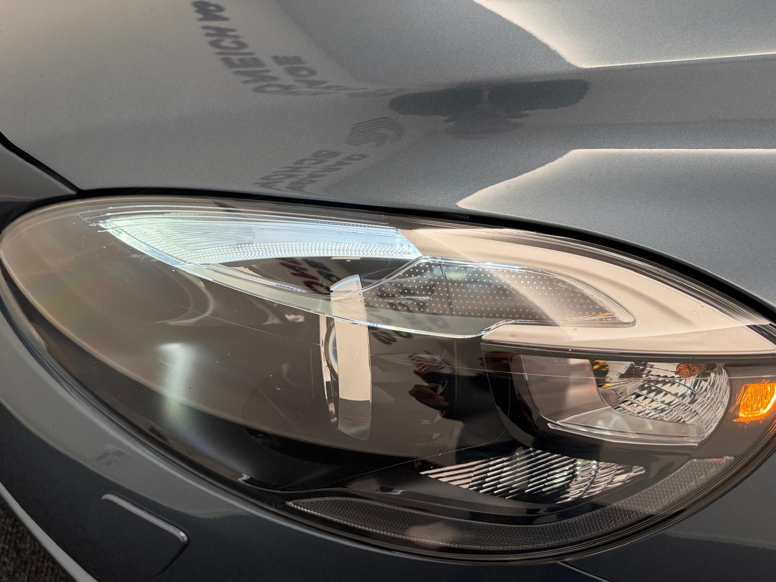 VOLVO V40 2.0 D3 Summum S/S-image-7