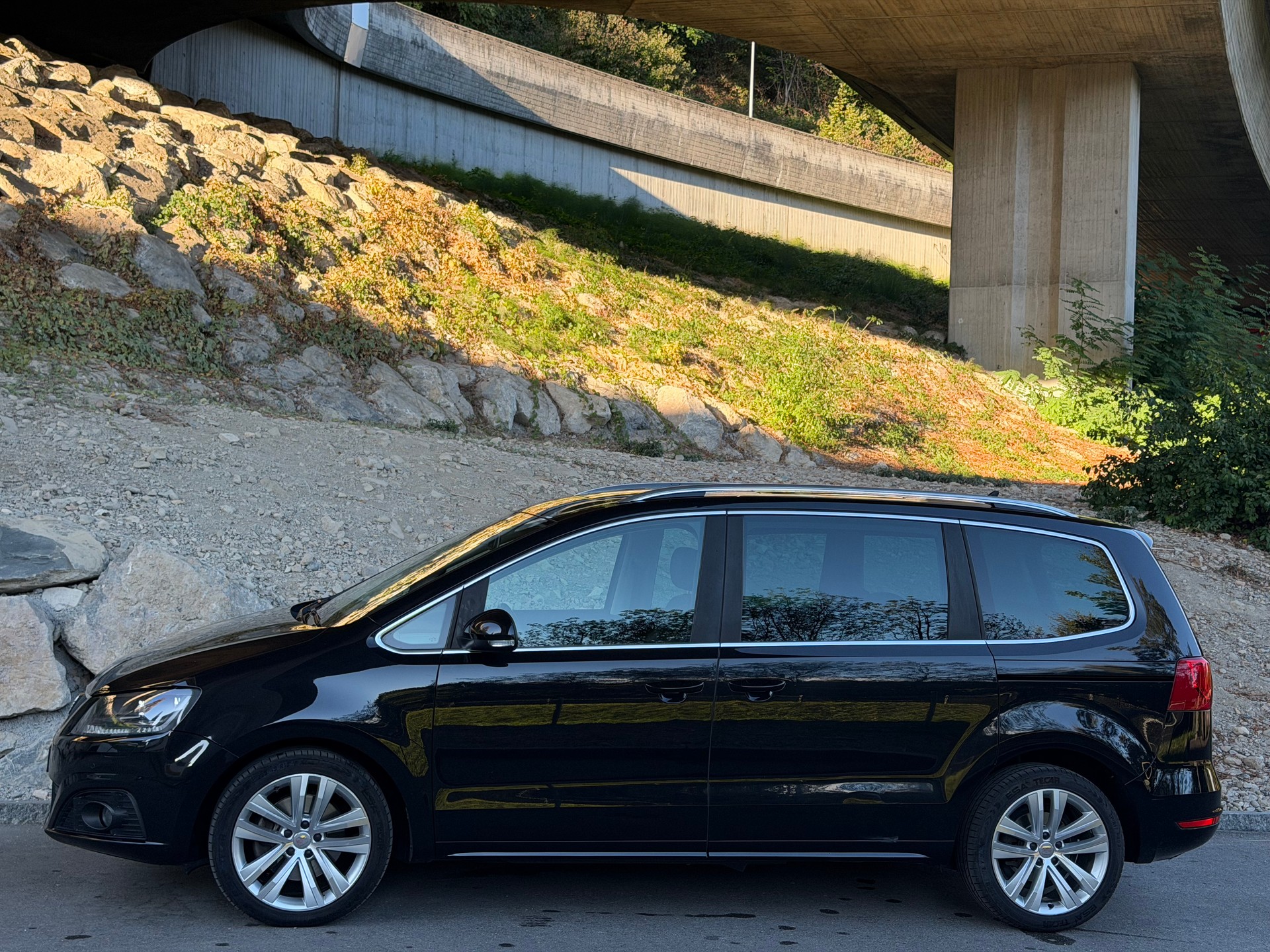 SEAT Alhambra 2.0 TDI Style Eco DSG-image-2