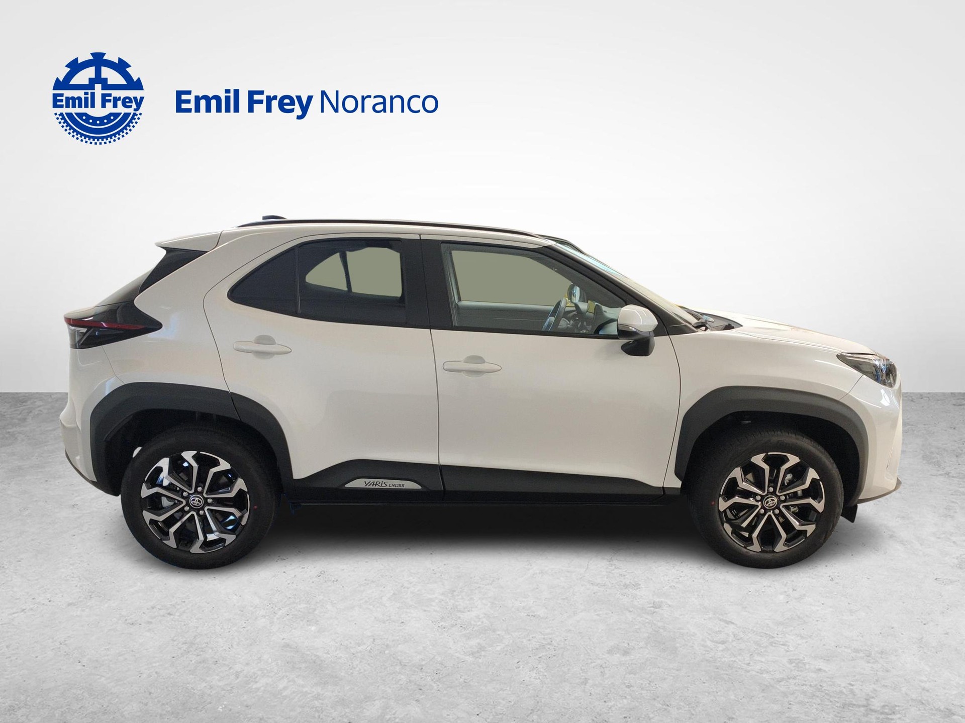 TOYOTA Yaris Cross 1.5 VVT-i HSD Trend AWD-i + Ruote invernali incluse-image-5