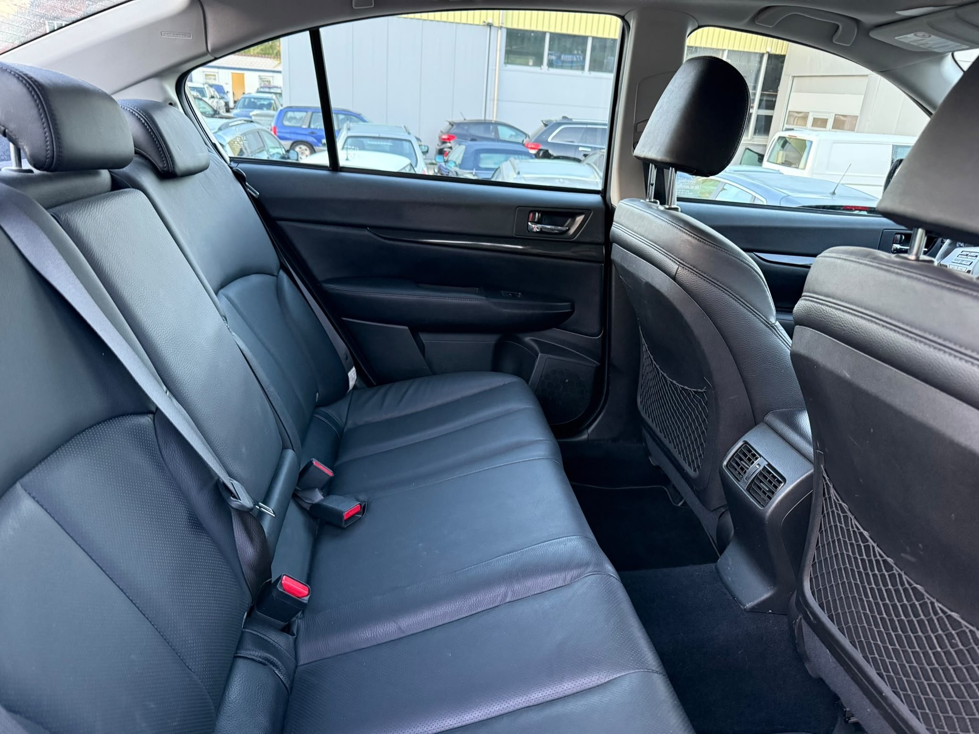 SUBARU Legacy 2.5i Limited S AWD Lineartronic-image-6