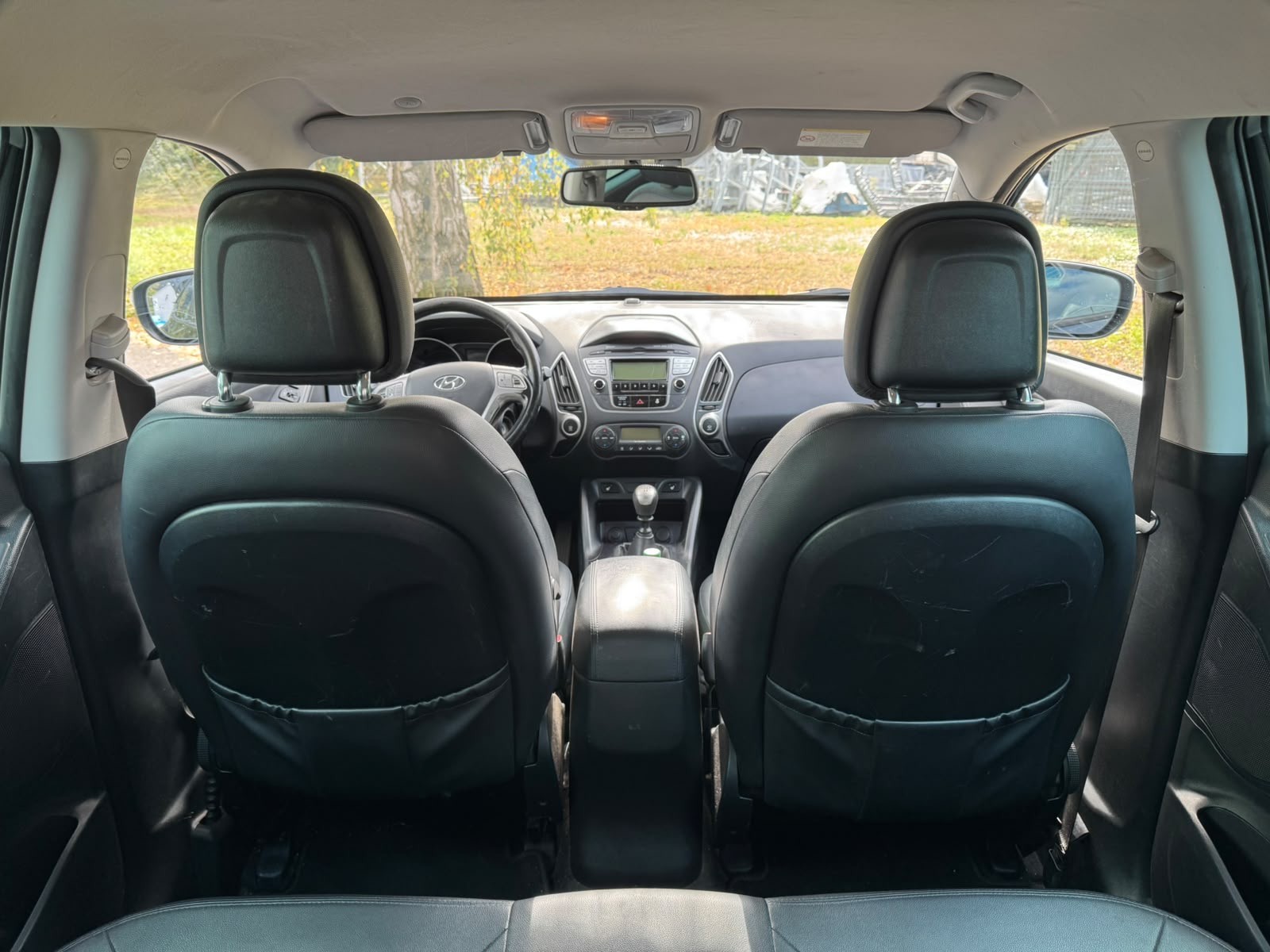 HYUNDAI iX 35 2.0 CRDi Premium 4WD-image-9