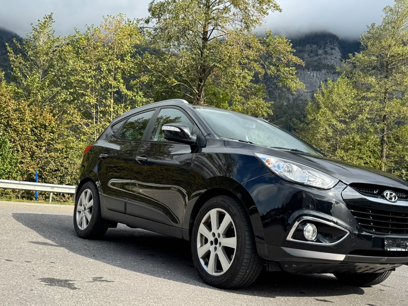HYUNDAI iX 35 2.0 CRDi Premium 4WD-image-1