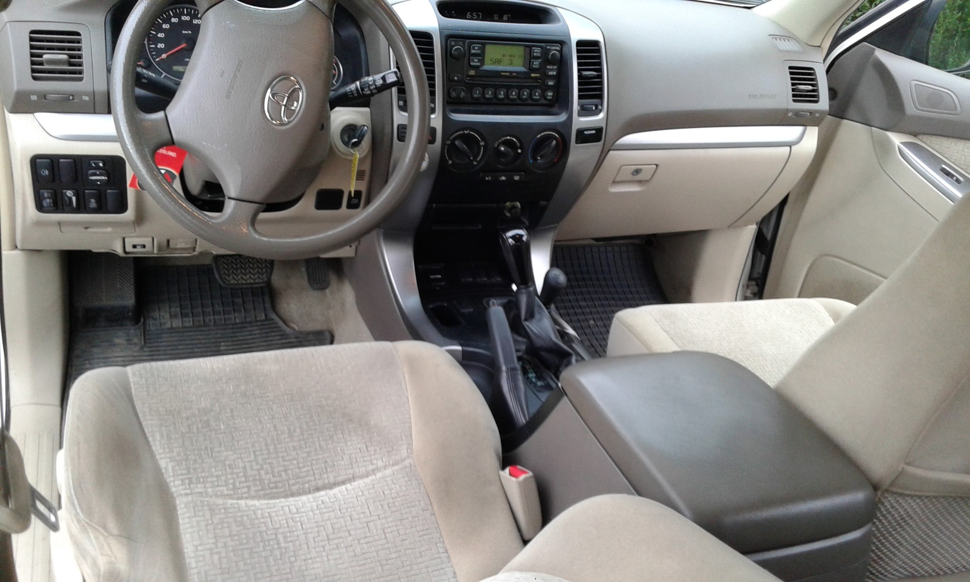TOYOTA Land Cruiser 3.0 TD Linea-image-11