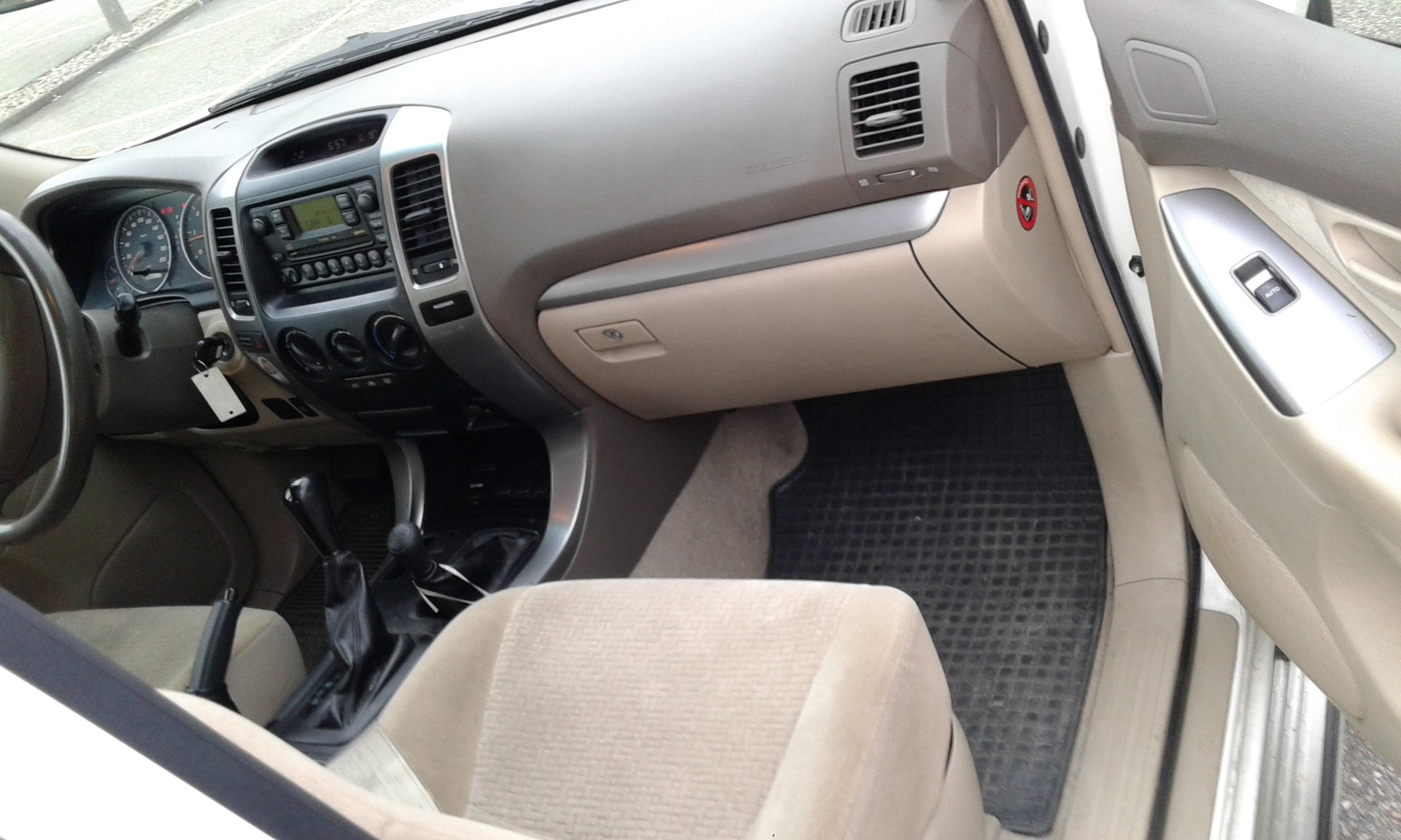 TOYOTA Land Cruiser 3.0 TD Linea-image-10