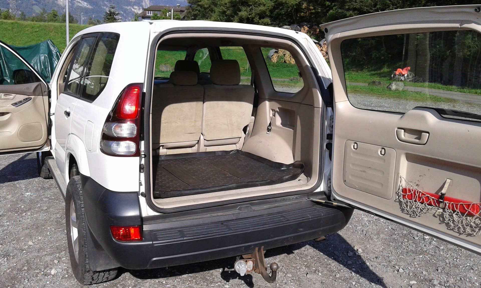 TOYOTA Land Cruiser 3.0 TD Linea-image-8