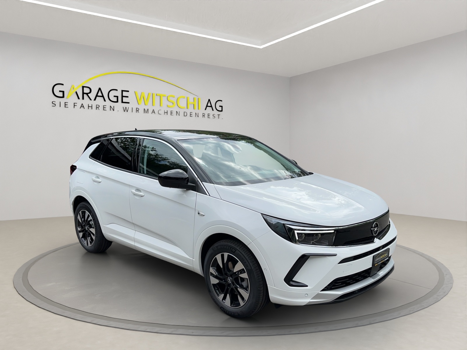 OPEL Grandland 1.2 Turbo Elegance-image-2