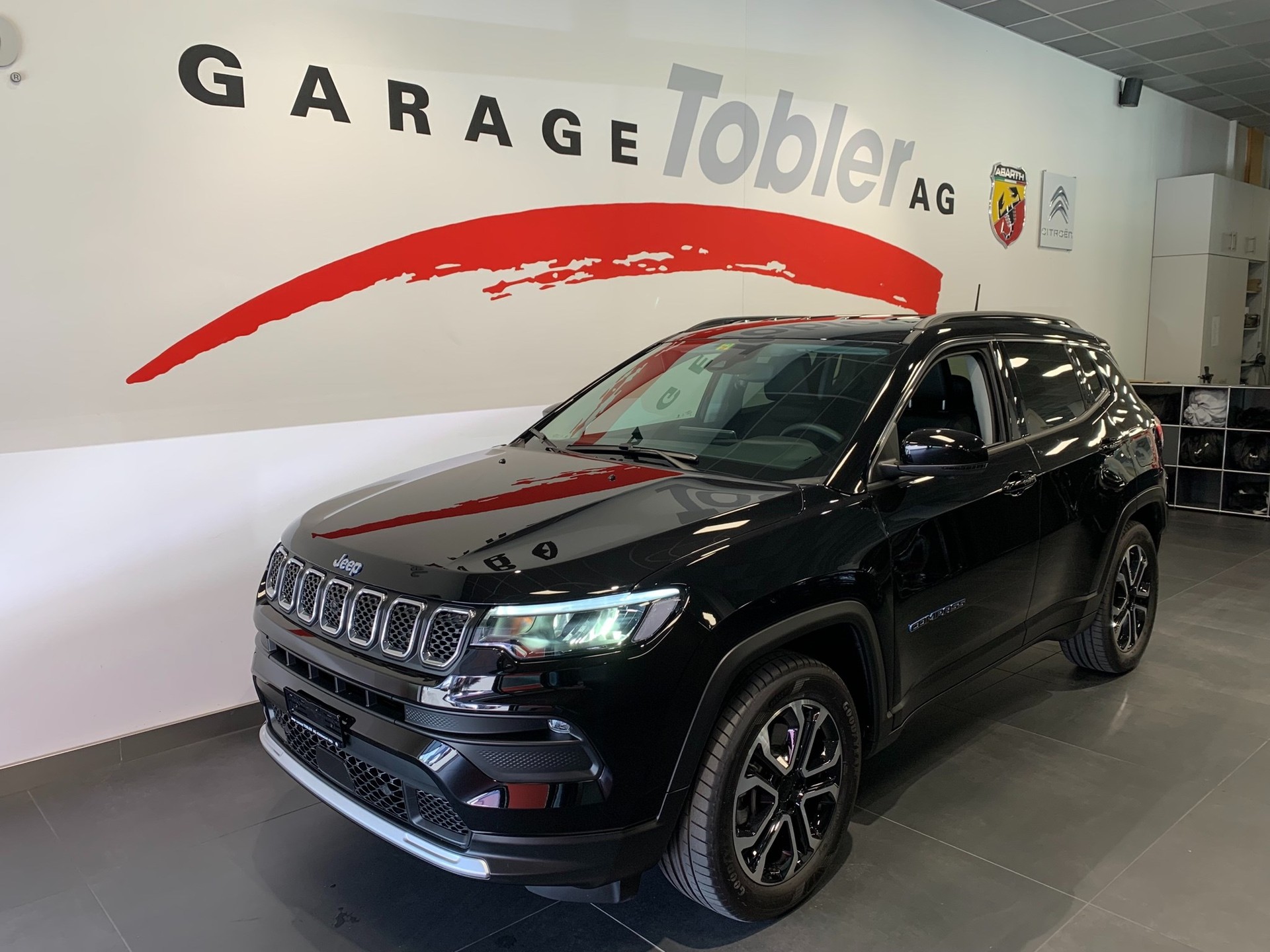 JEEP Compass 1.3 T PHEV Swiss Limited Plus AWD-image-0