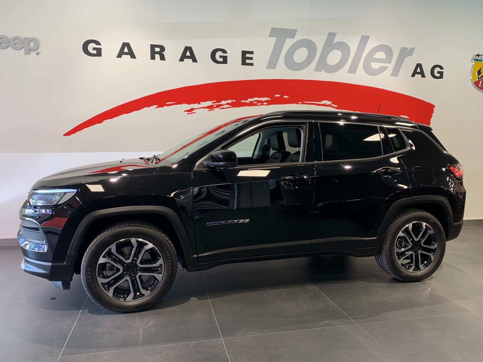 JEEP Compass 1.3 T PHEV Swiss Limited Plus AWD-image-4