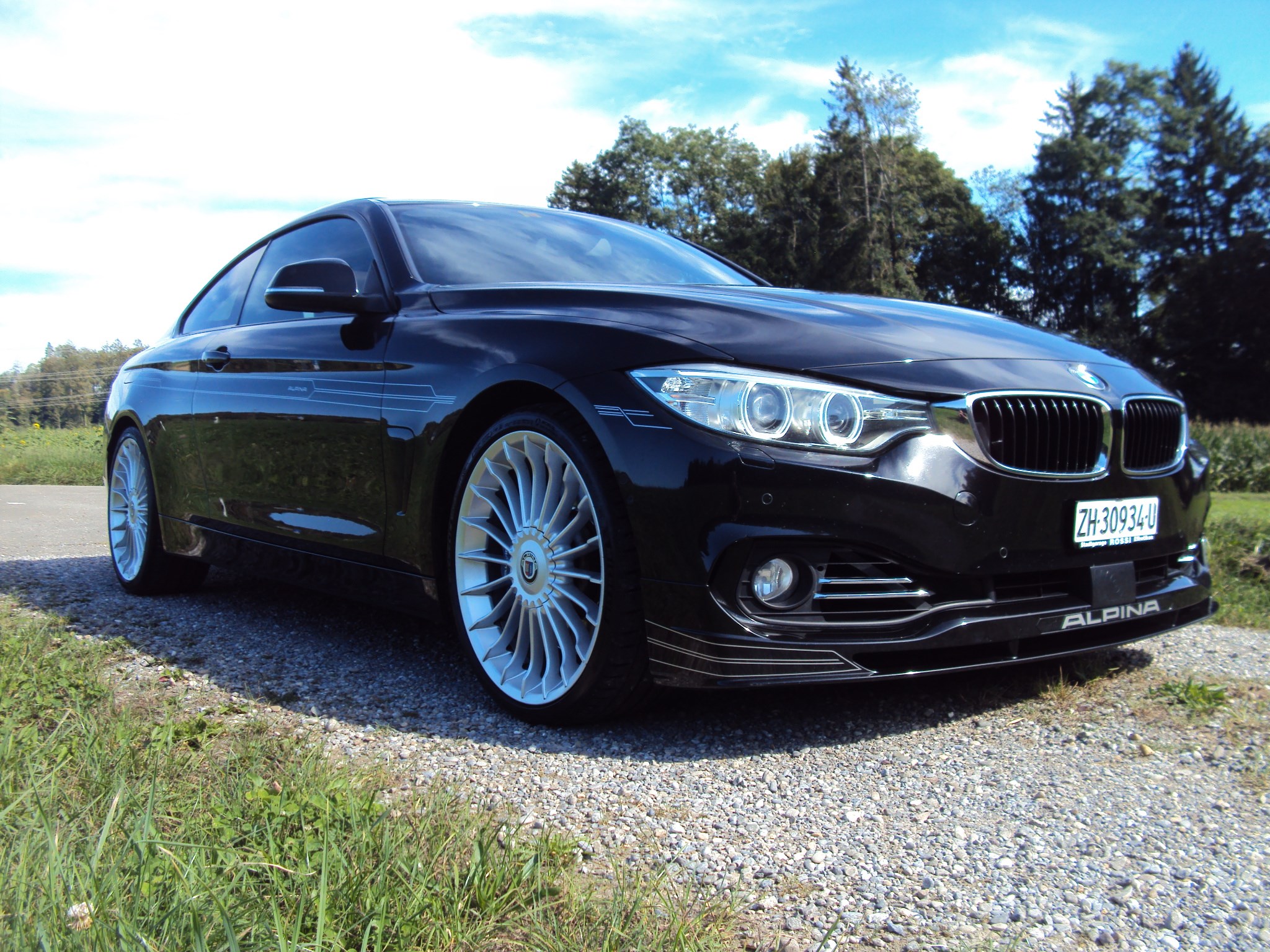 Car photo