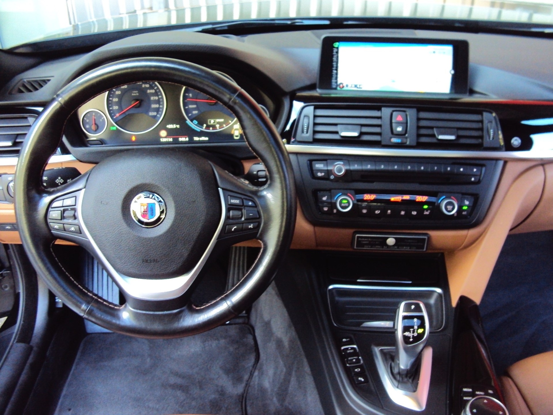 BMW-ALPINA B4 BiTurbo Coupé 3.0 xDrive Switch-Tronic-image-10