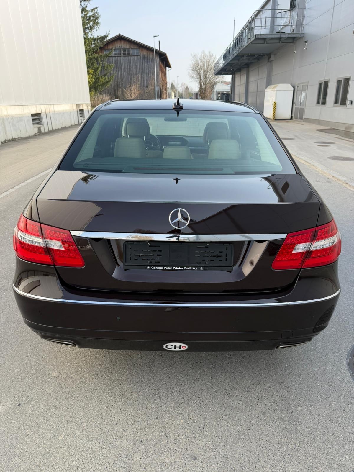 MERCEDES-BENZ E 350 CDI BlueEfficiency 4Matic 7G-Tronic-image-6