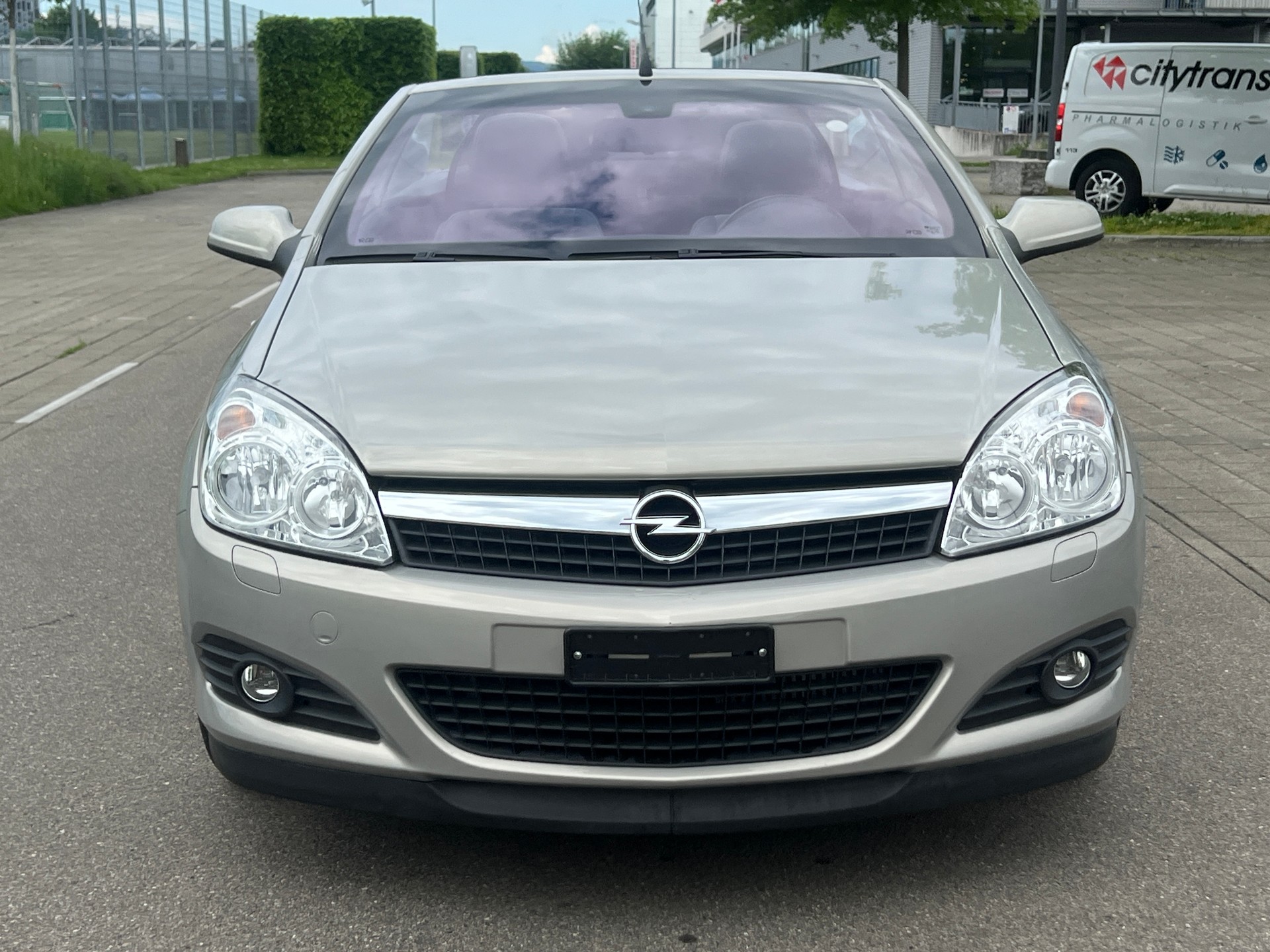 OPEL Astra TT 1.6i 16V Turbo Cosmo-image-1