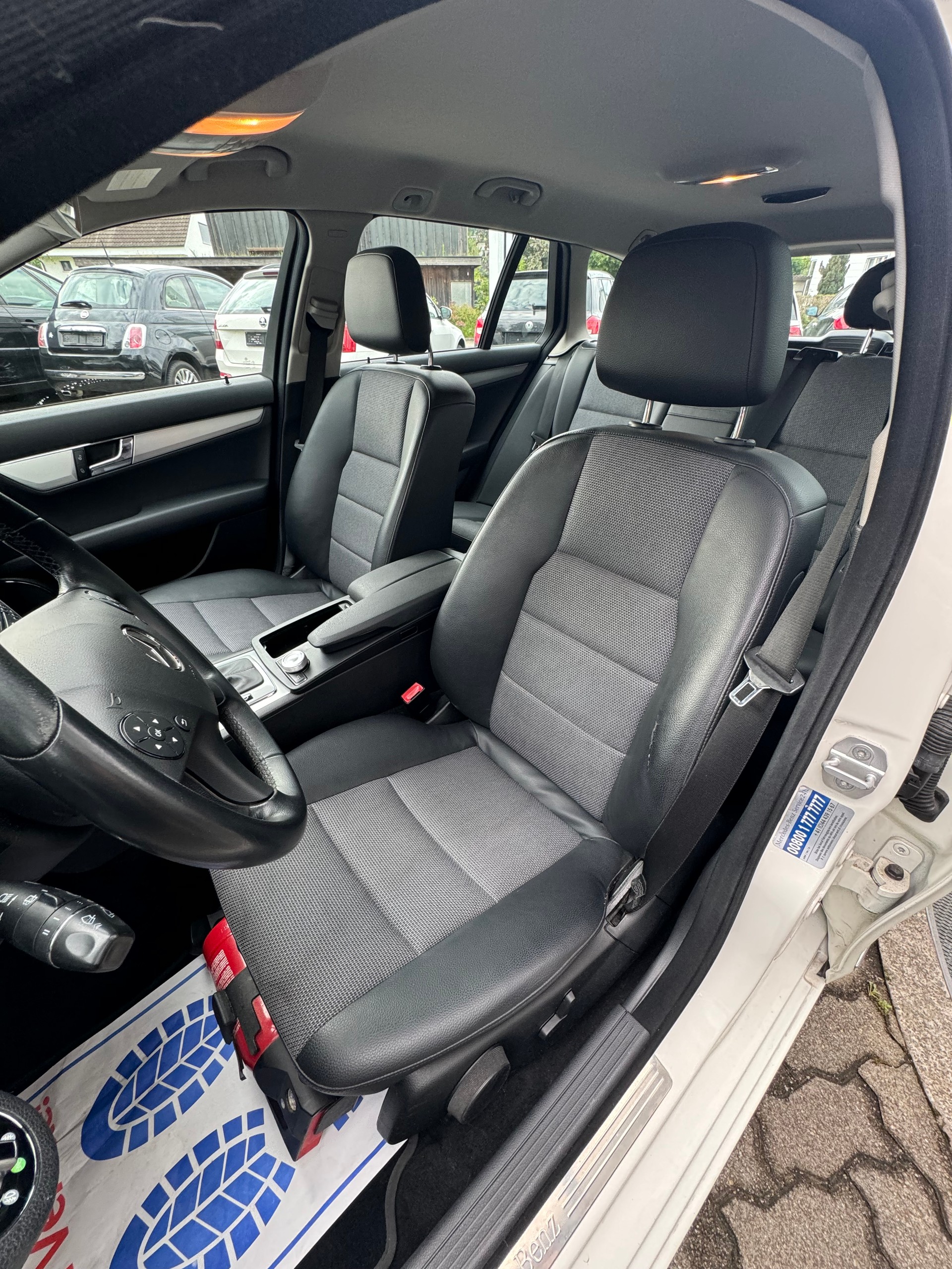 MERCEDES-BENZ C 300 (280) Avantgarde 7G-Tronic-image-12
