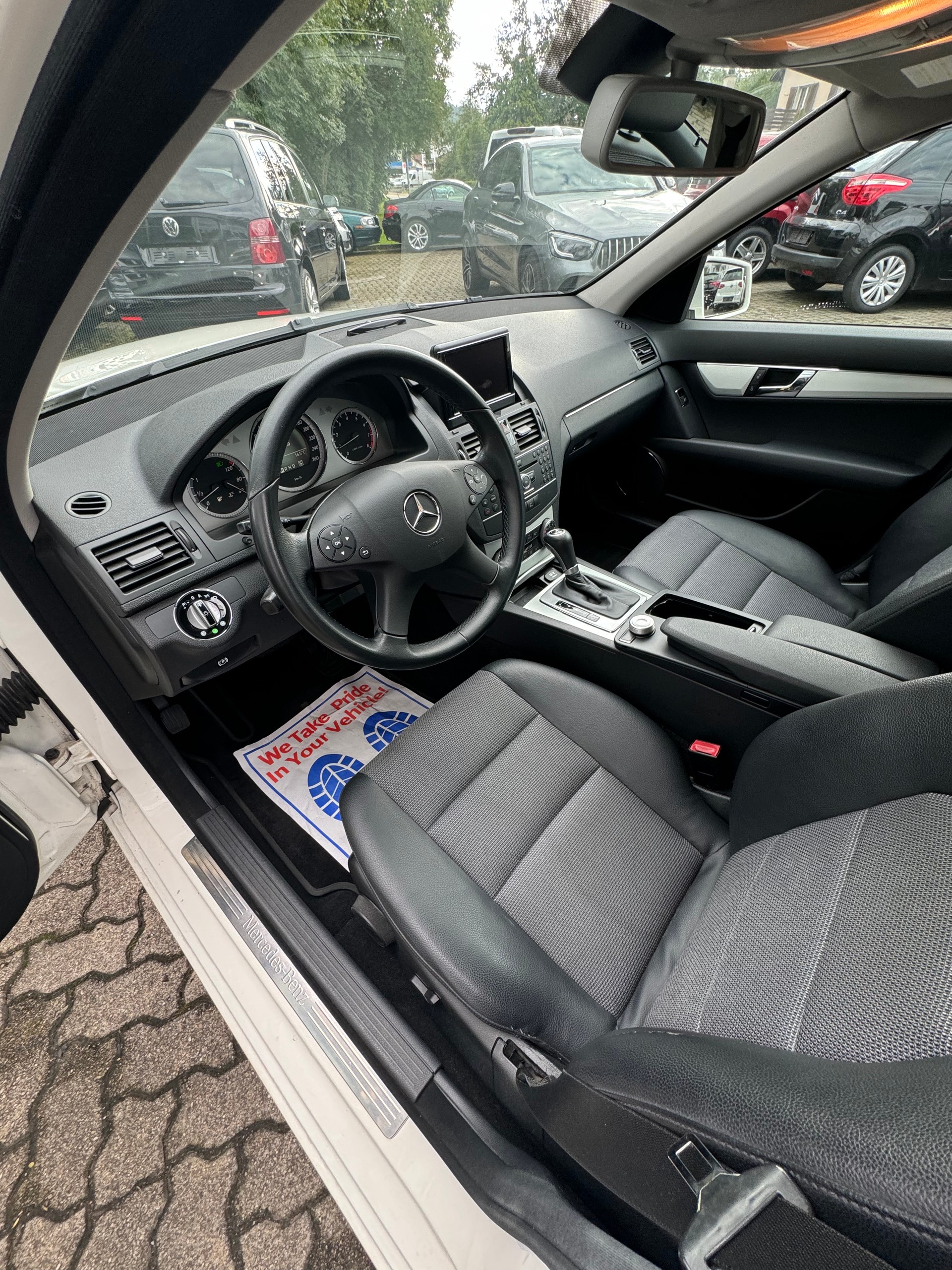MERCEDES-BENZ C 300 (280) Avantgarde 7G-Tronic-image-11