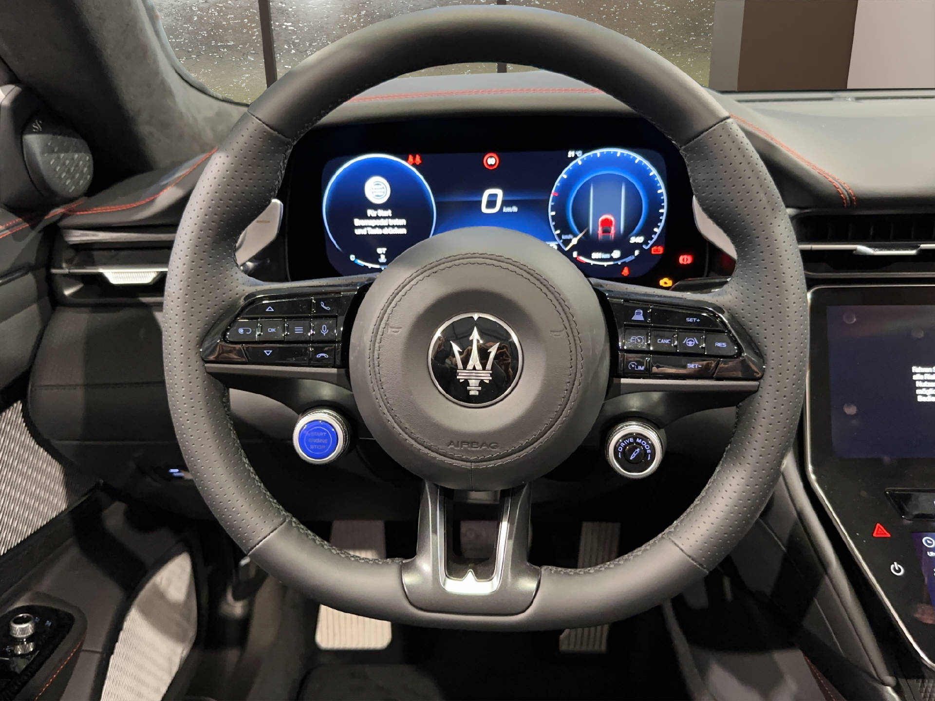 MASERATI Grancabrio 3.0 V6 Trofeo-image-9