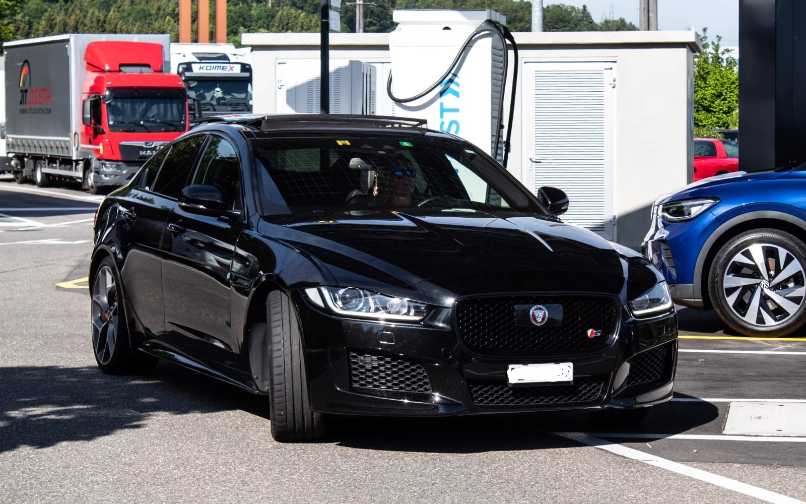 JAGUAR XE S 3.0 Automatic-image-0