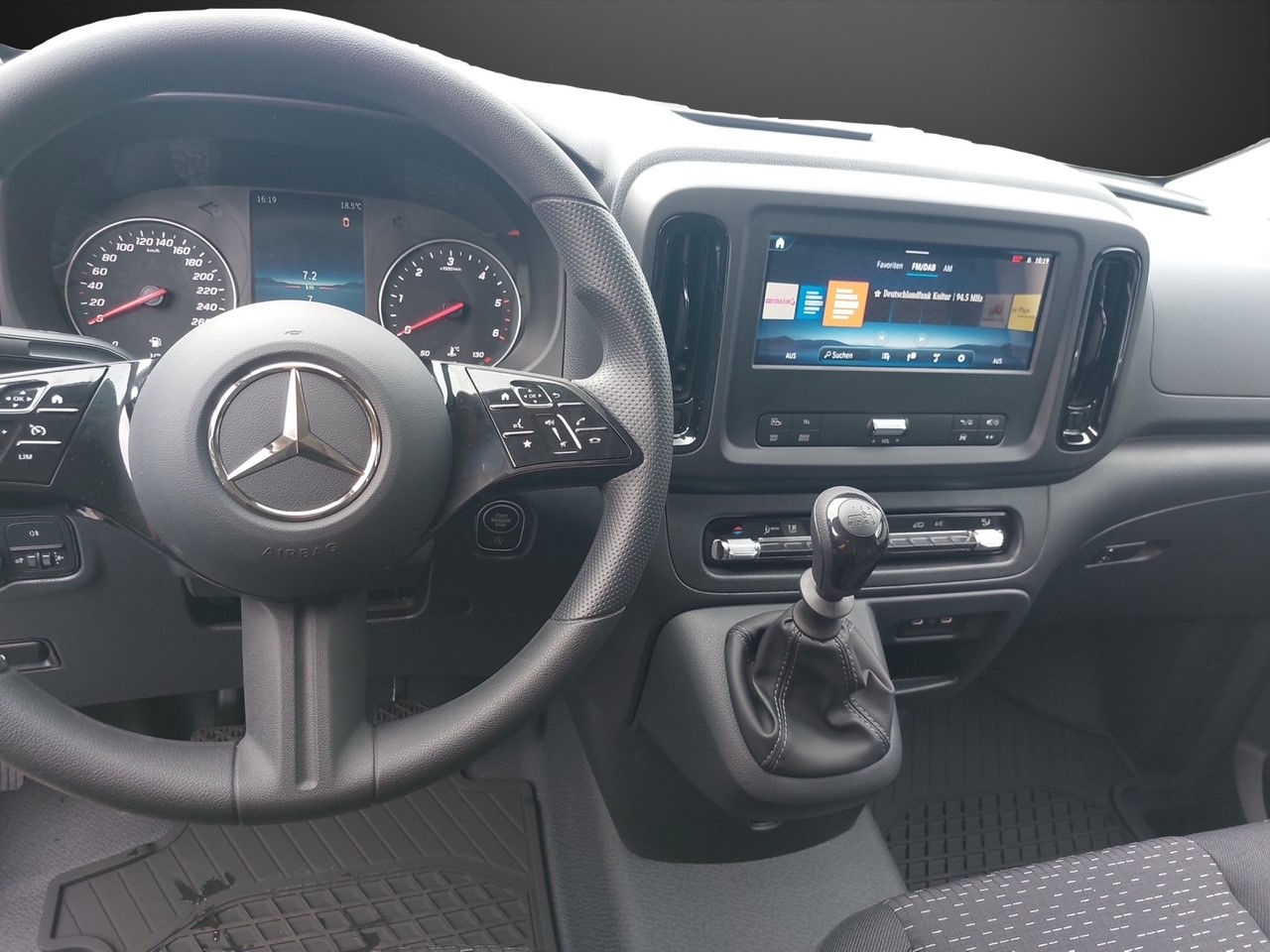 MERCEDES-BENZ Vito 110 CDI Lang Base-image-7