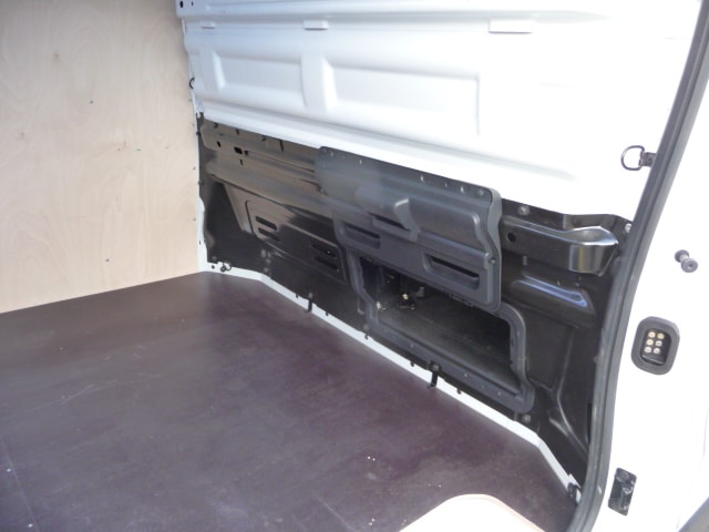 RENAULT Trafic 2.0 Blue dCi 130 Advance L1H1-image-9
