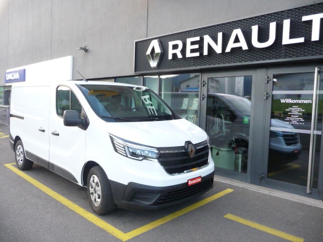 RENAULT Trafic 2.0 Blue dCi 130 Advance L1H1-image-1