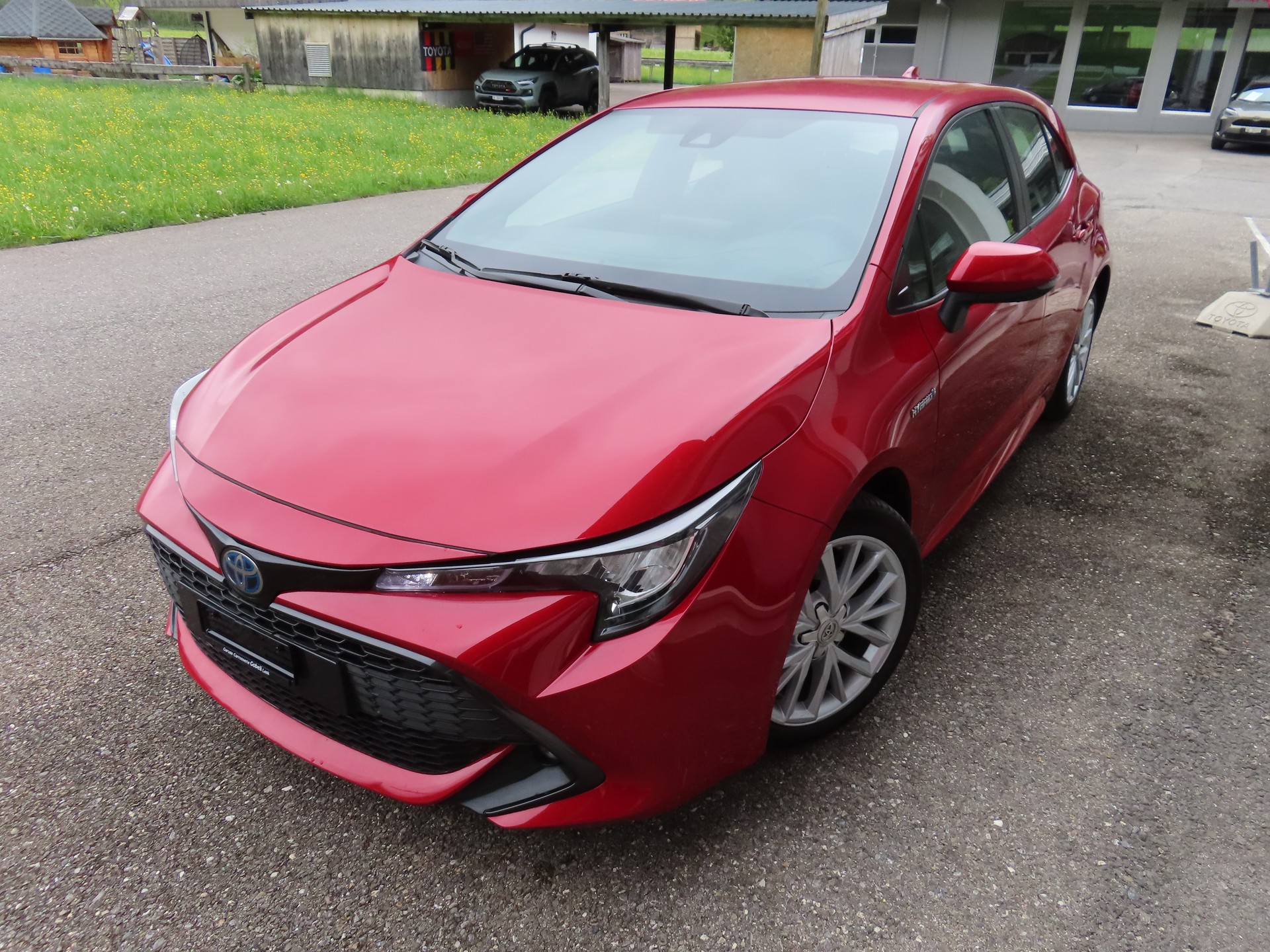 TOYOTA Corolla 1.8 HSD Comfort e-CVT-showroom-element-2