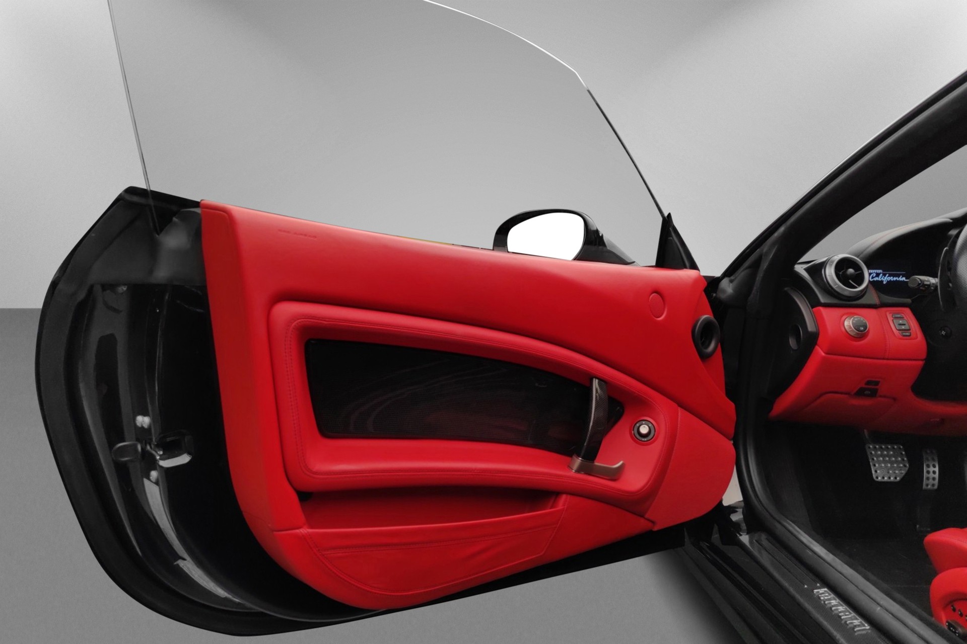 FERRARI California 4.3 V8-image-10