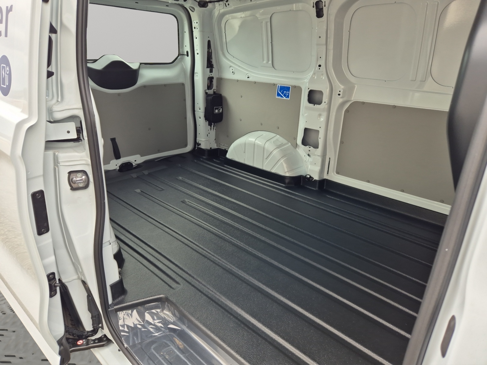 VW e-Transporter 70 kWh-image-8