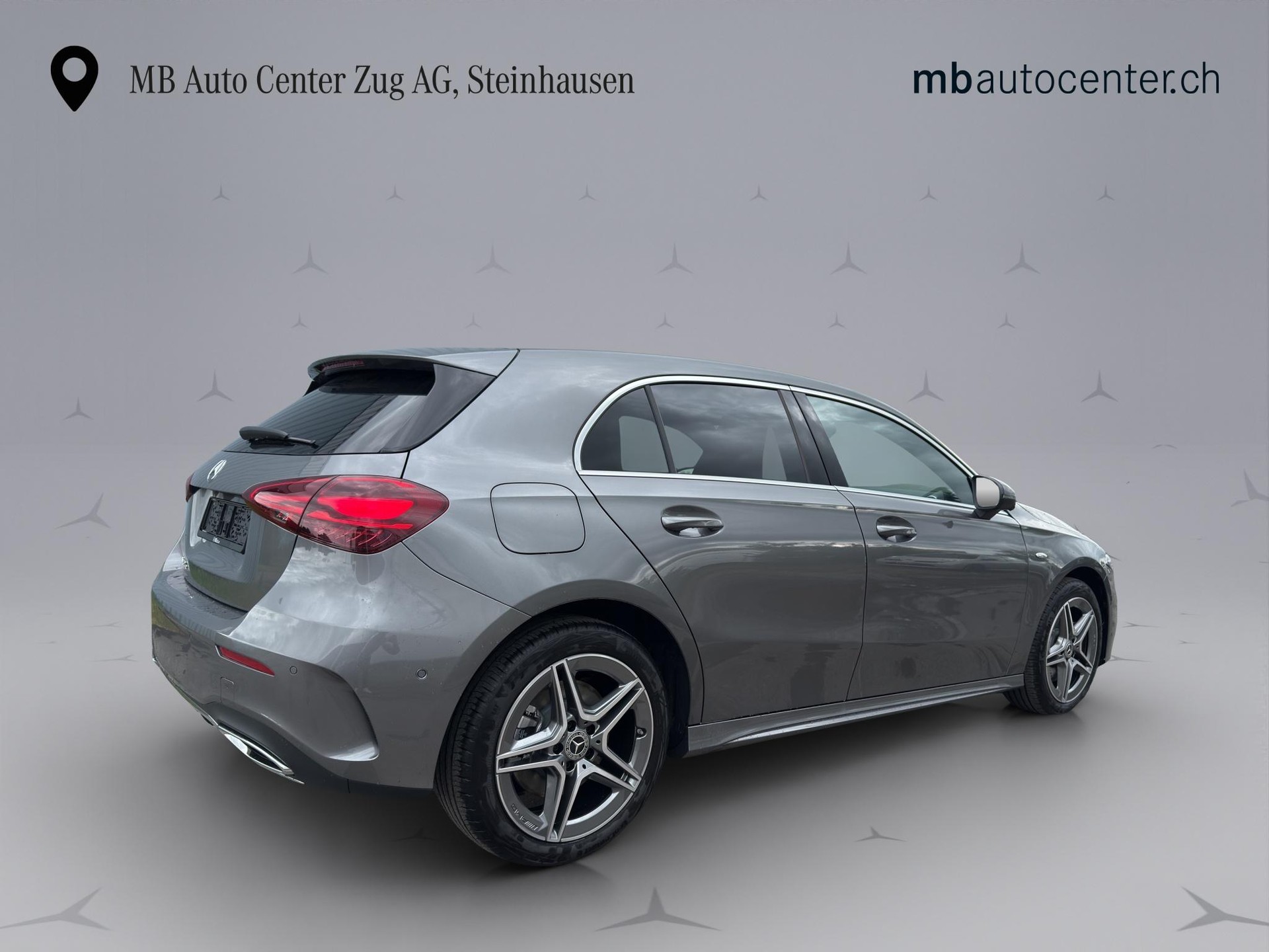 MERCEDES-BENZ A 250 e-image-4