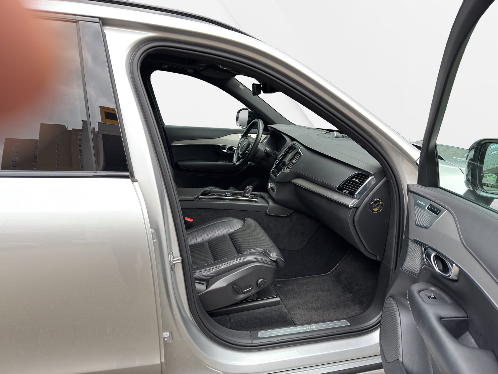 VOLVO XC90 T8 eAWD R-Design Geartronic-image-11