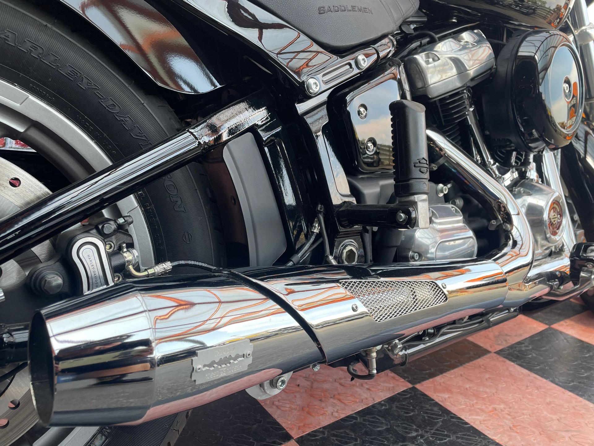 HARLEY-DAVIDSON FXST Softail Standard 107-image-11