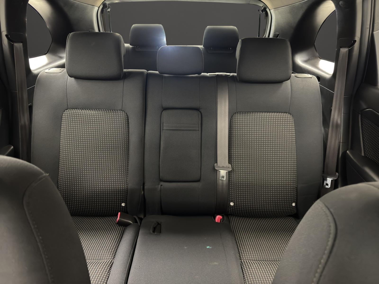 CHEVROLET Captiva 2.4 LS 4WD-image-9