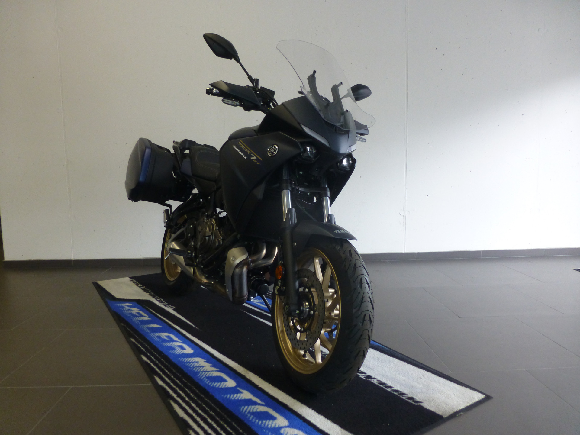 YAMAHA Tracer 7 GT-showroom-element-2