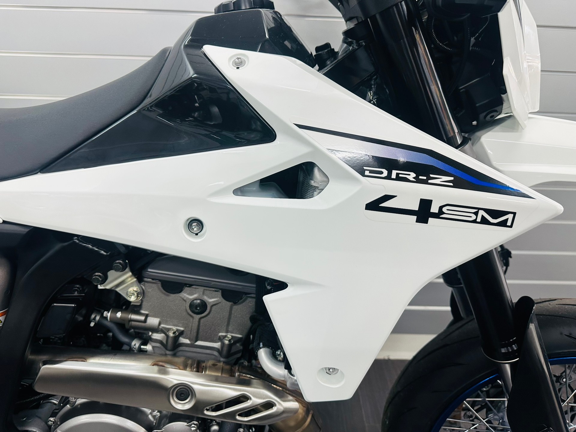 SUZUKI DR-Z 4 SM-showroom-element-1