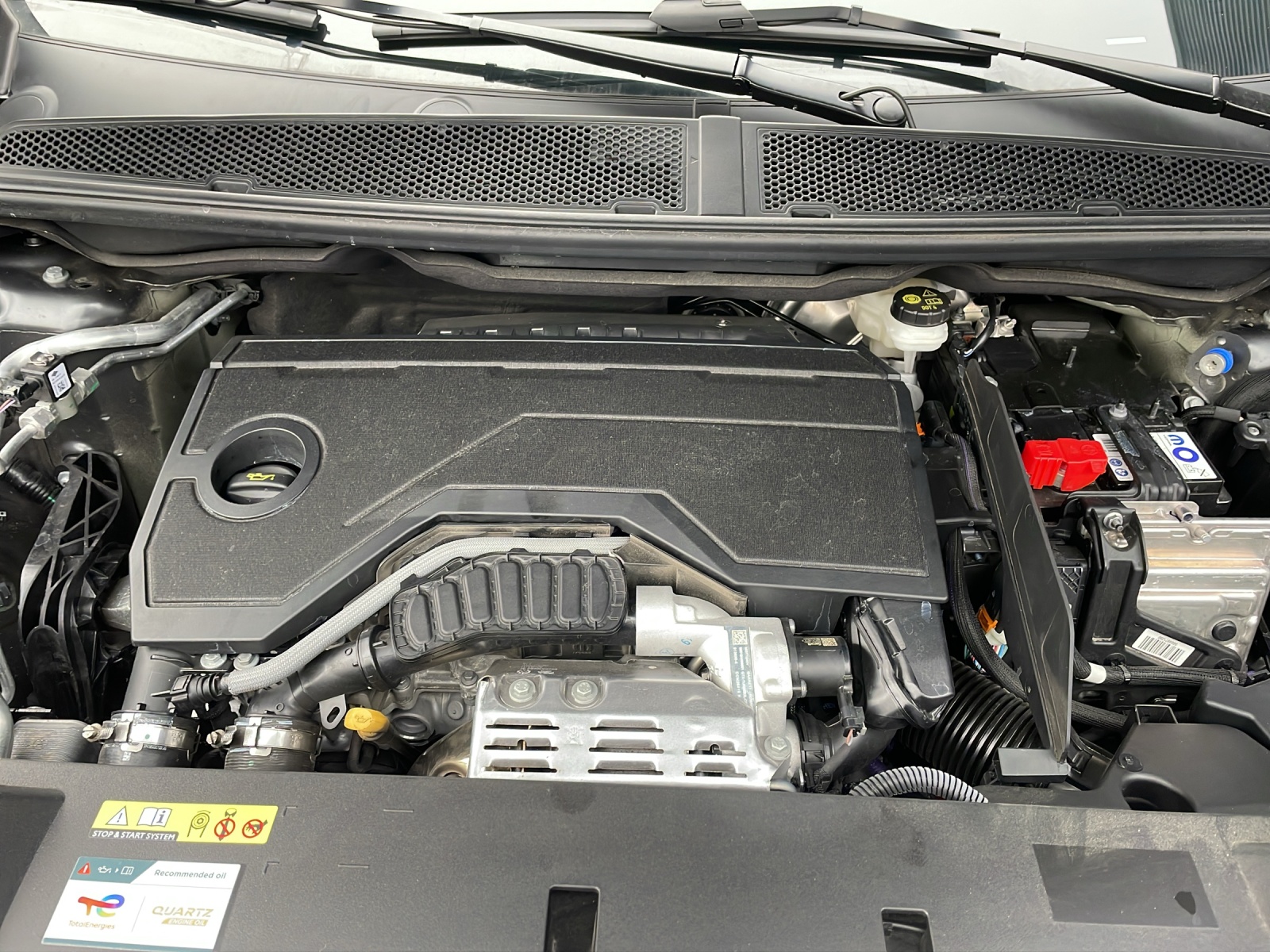 PEUGEOT 5008 145 e-DCS6 GT-image-14