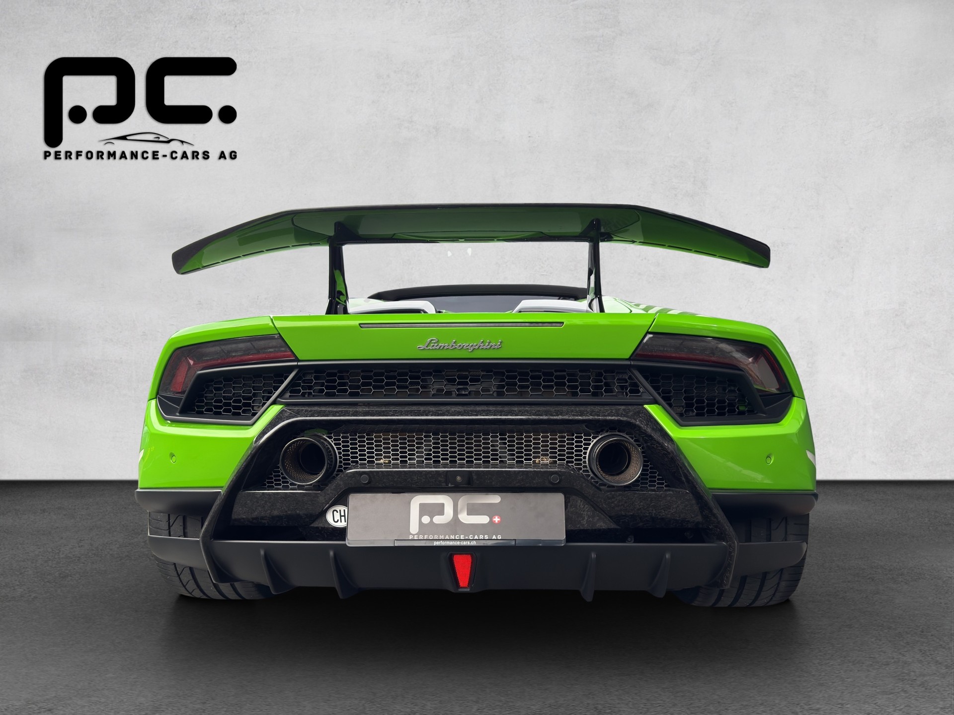 LAMBORGHINI Huracan LP640-4 Spyder Performante DCT-image-5