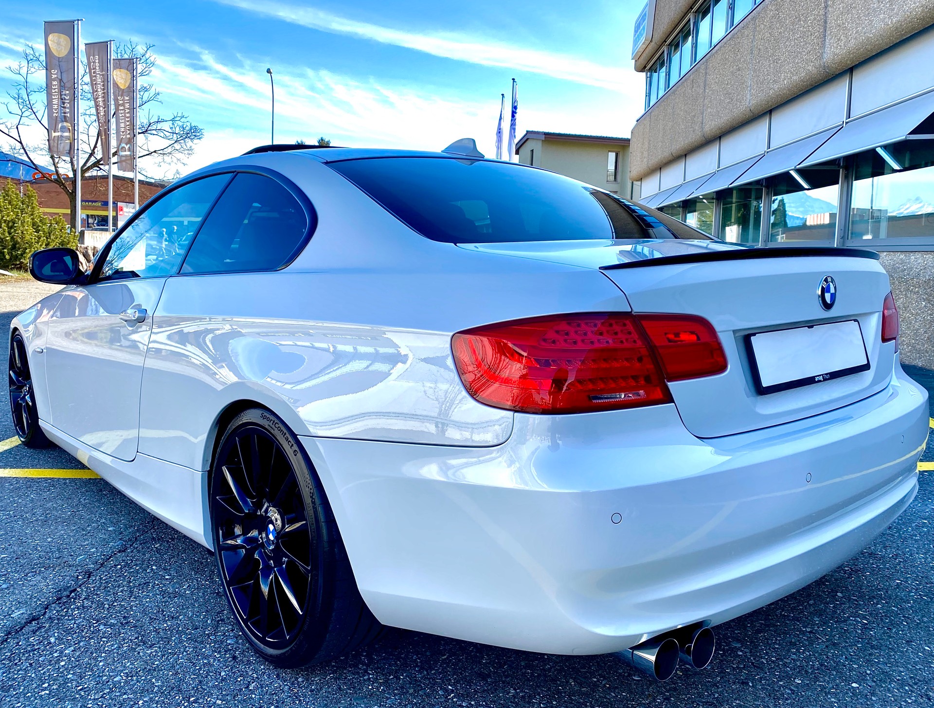 BMW 320d Coupé-image-7